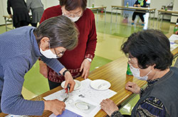 エダマメ収穫指導で食農教育