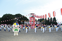 納涼踊り大会が盛大に開催