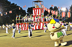 納涼踊り大会が盛大に開催